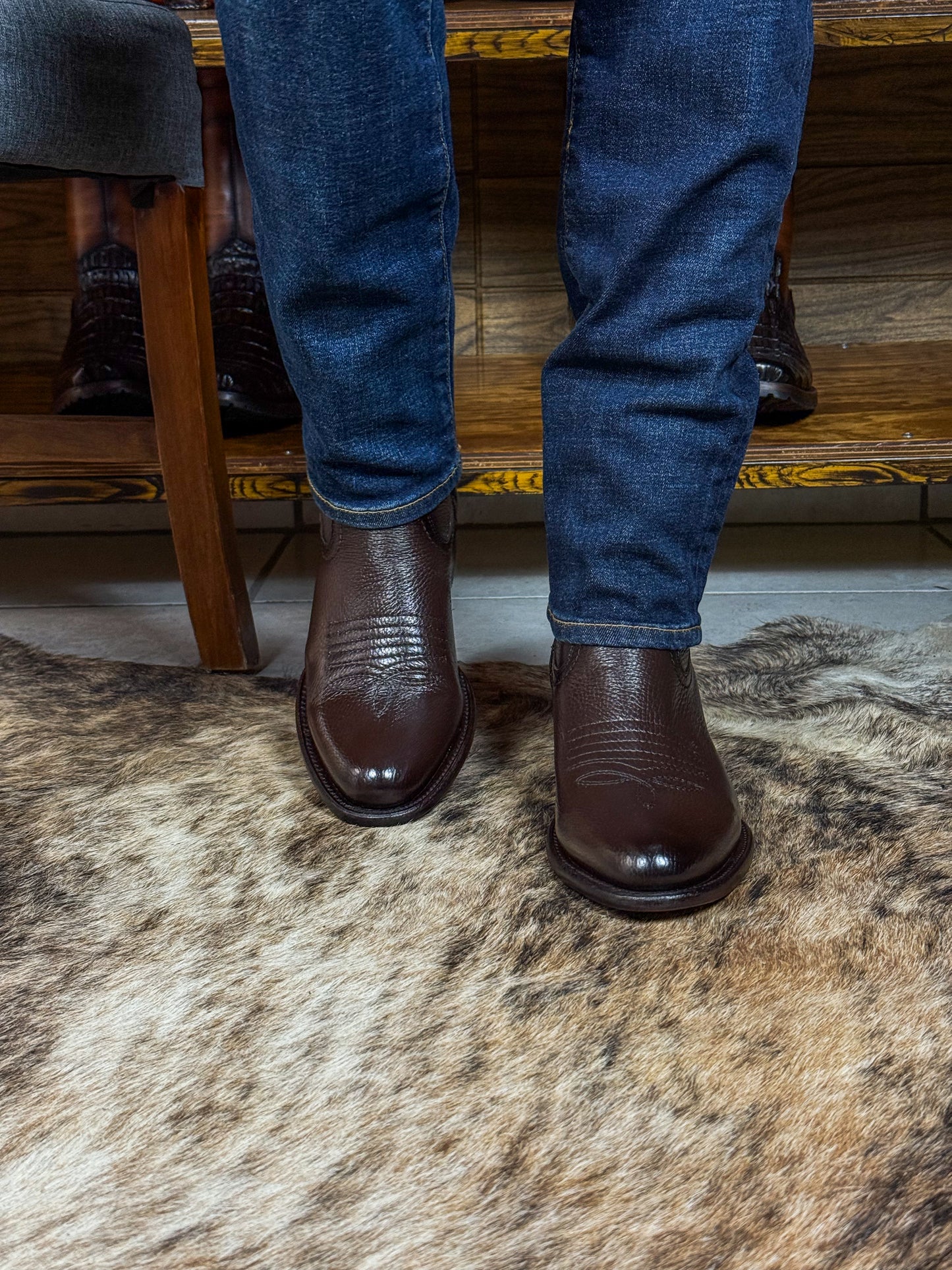 EMMA FLOATER BROWN BOOTS OVAL