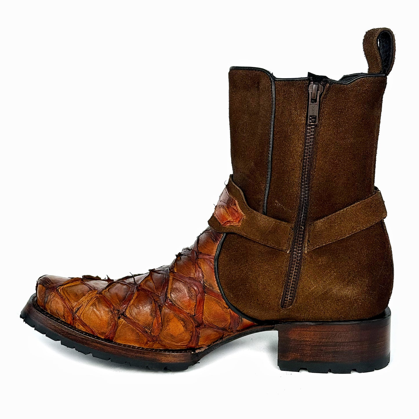 CARLO PIRARUCU BOOTS DUBAI