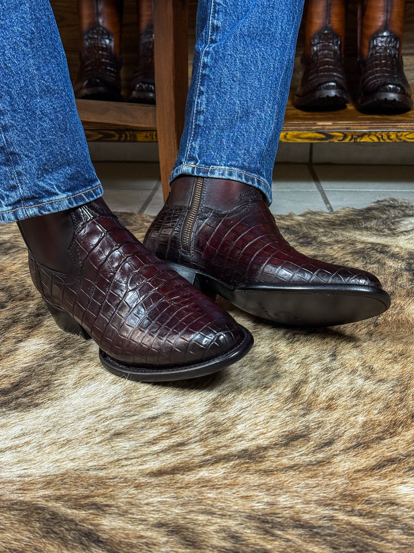 EMMA BLACK CHERRY COCODRILO MORELETI