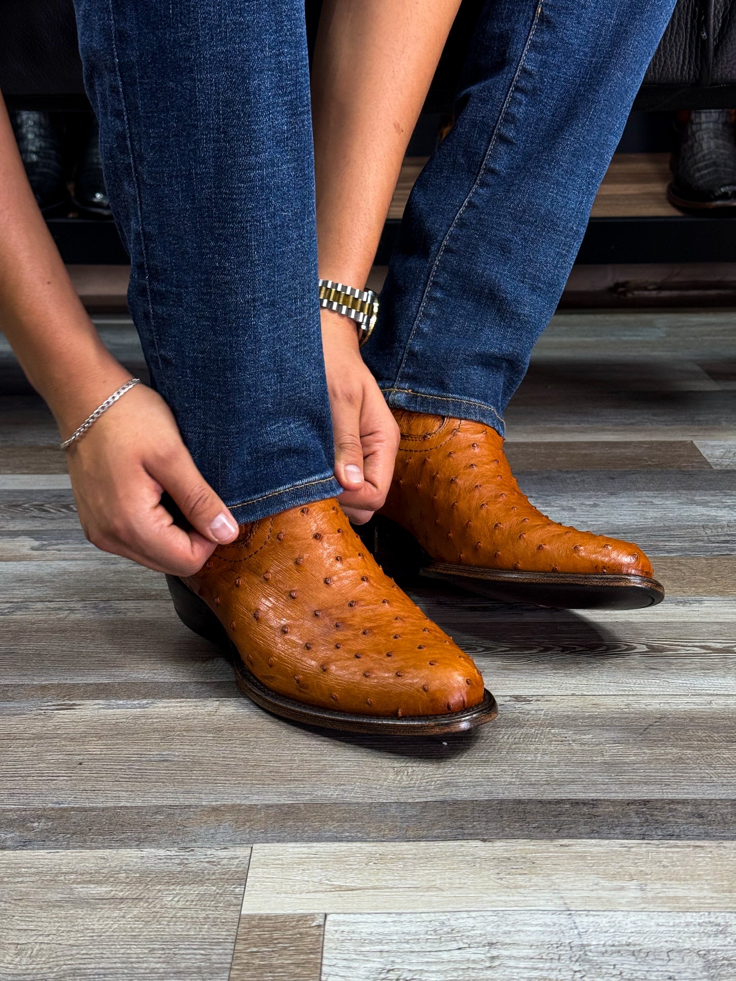 EMMA PAJA FULL AVESTRUZ BOOTS OVAL