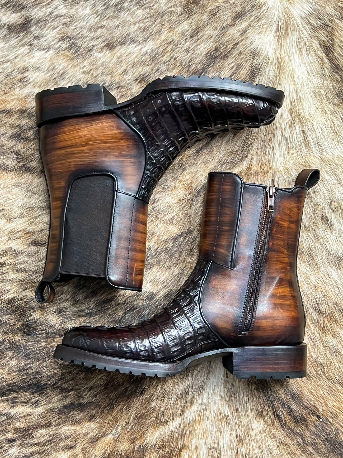 CARLO BROWN COLA COCODRILO BOOTS OVAL