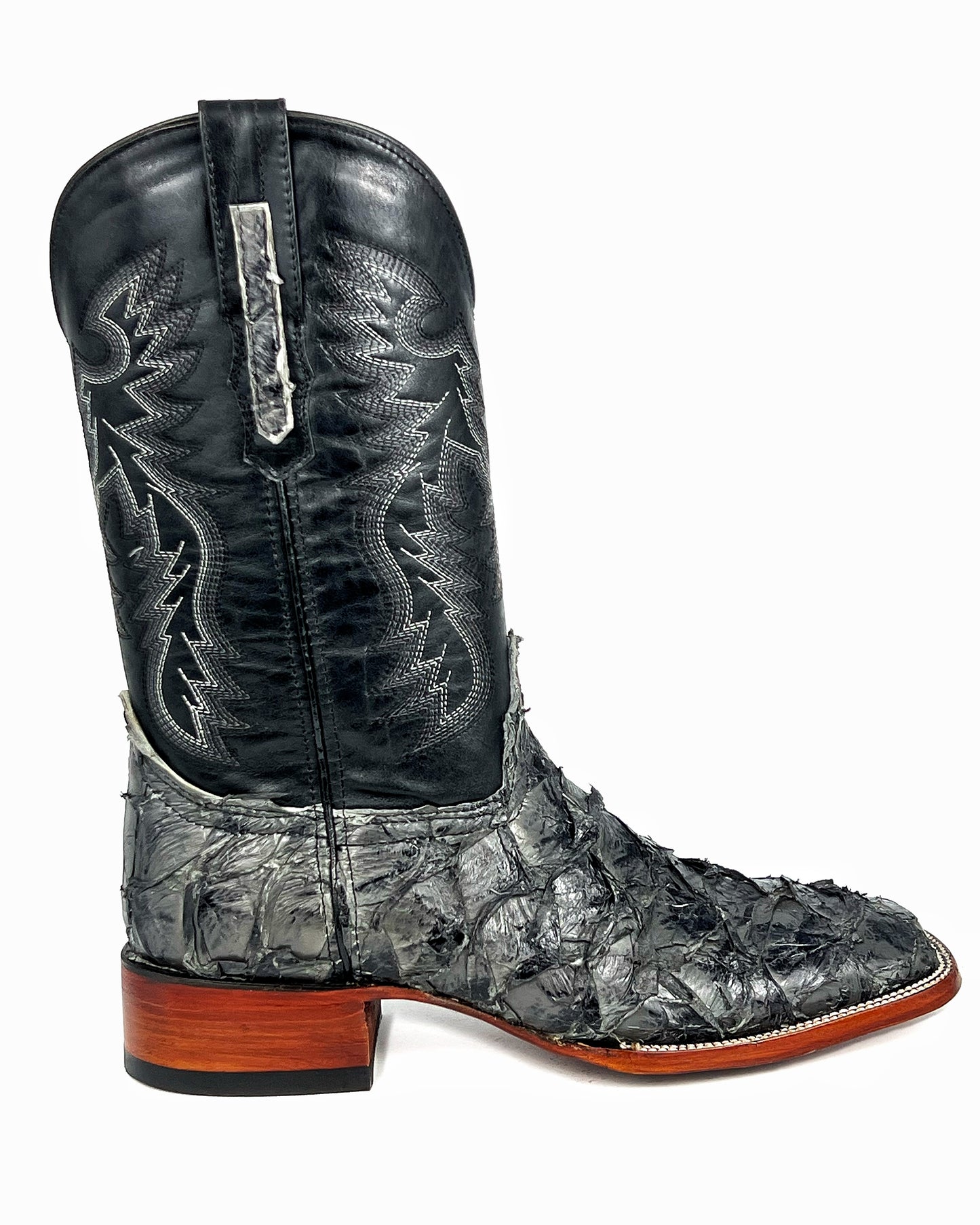 COWBOY GREY PIRARUCU BULLDOG