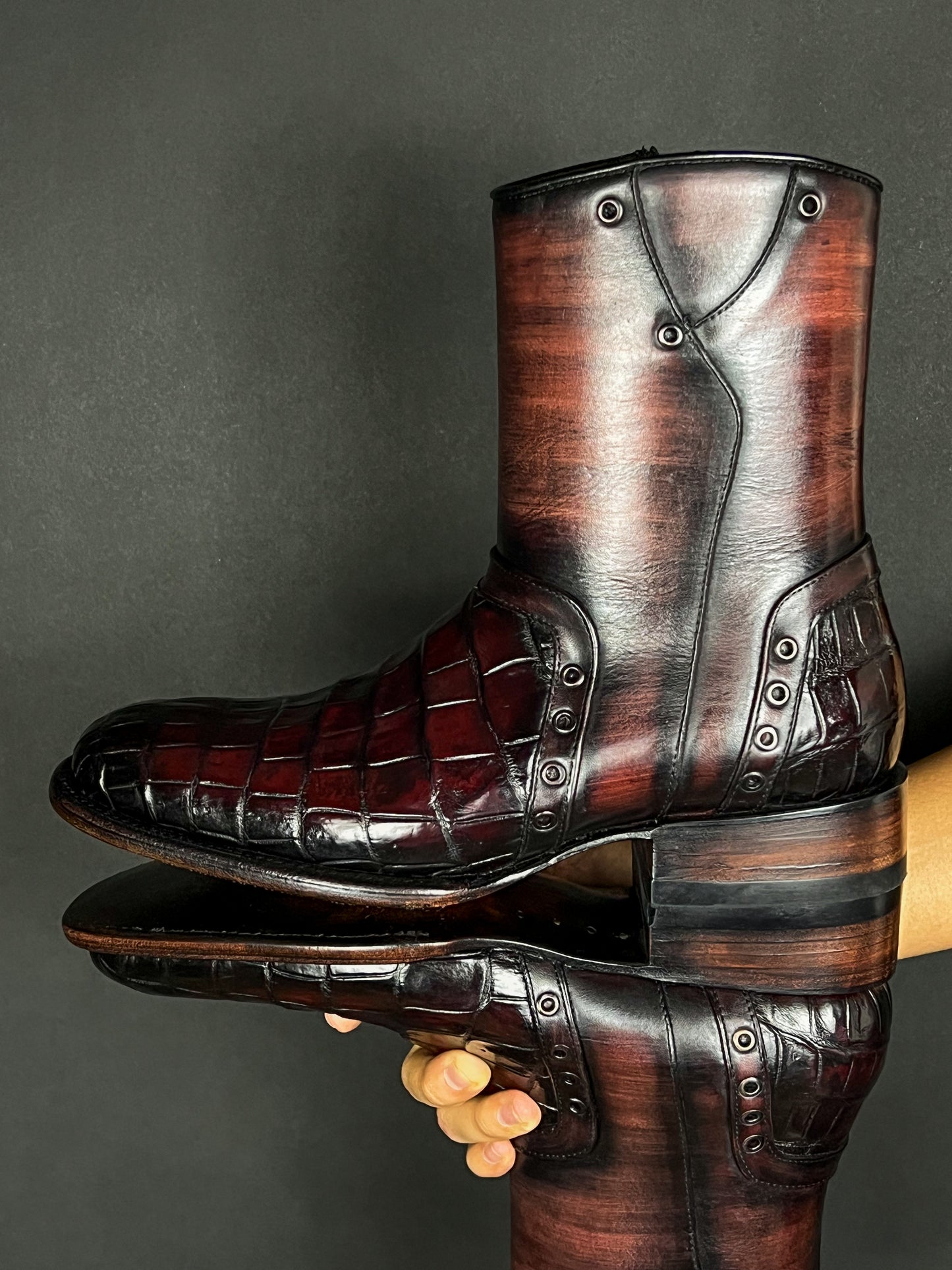 SEBASTIAN BLACK CHERRY COCODRILO MORELETI CHICAGO