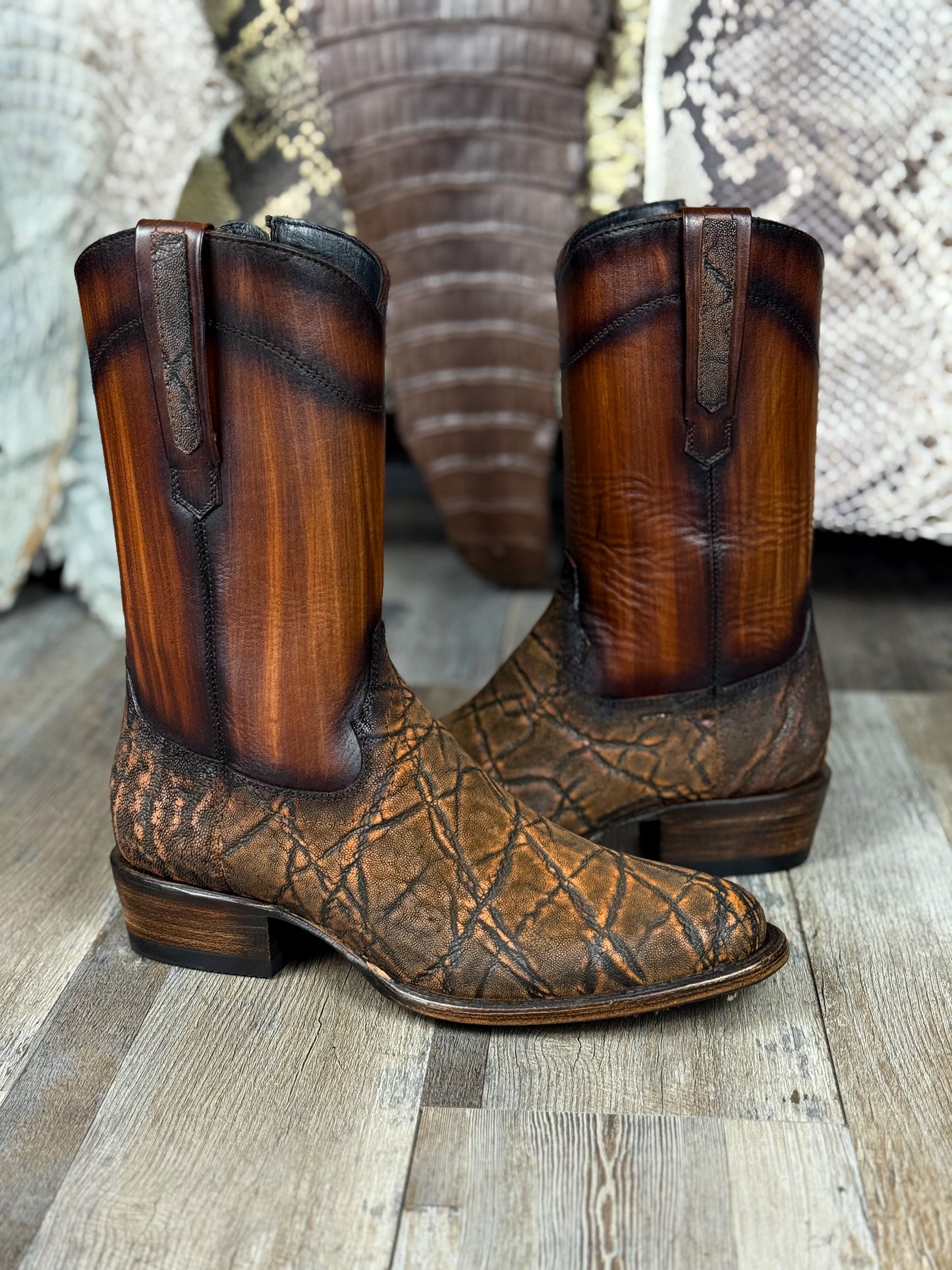 EMMA HIGH ELEFANTE BOOTS OVAL