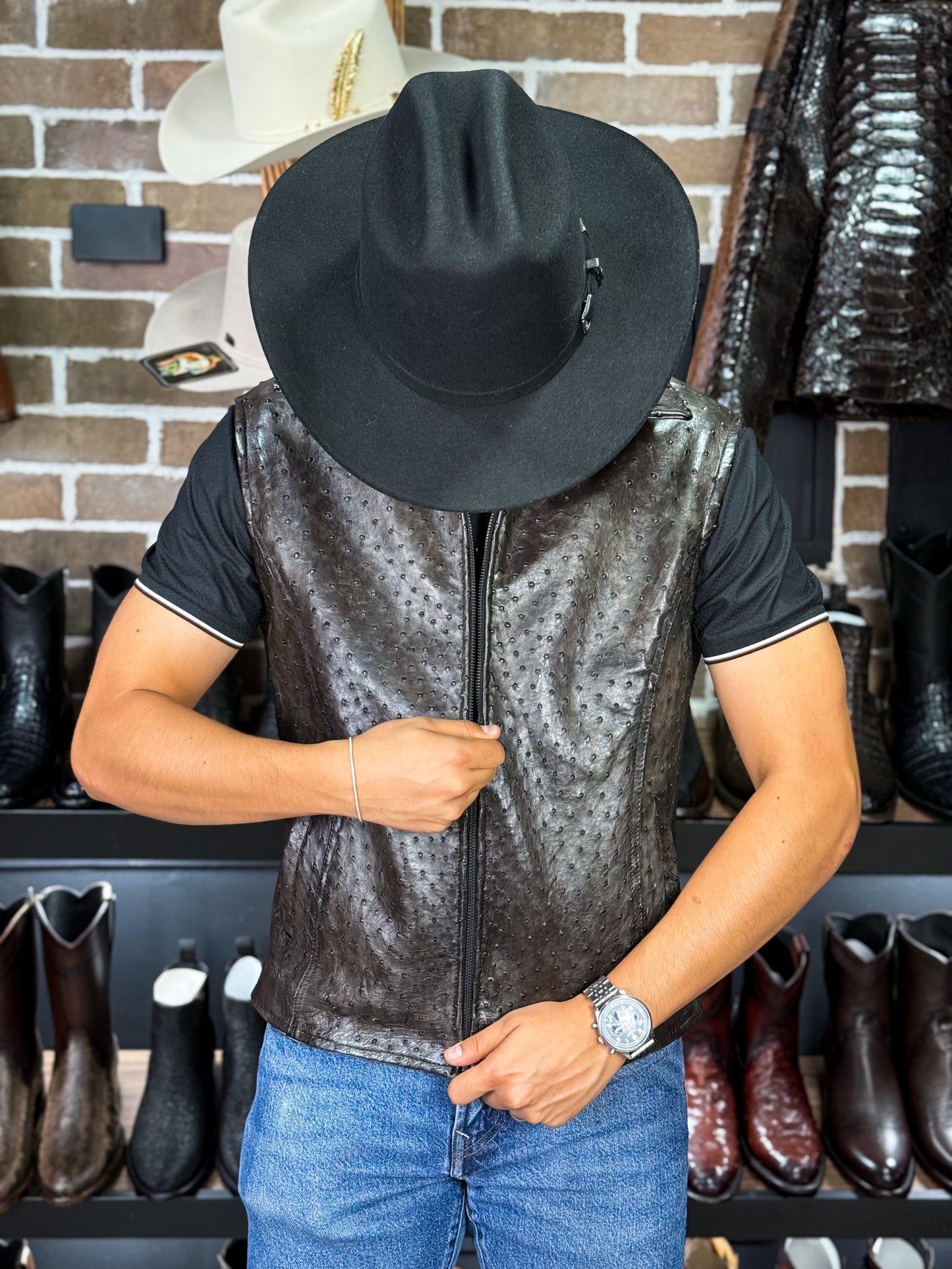CHALECO GREY AVESTRUZ