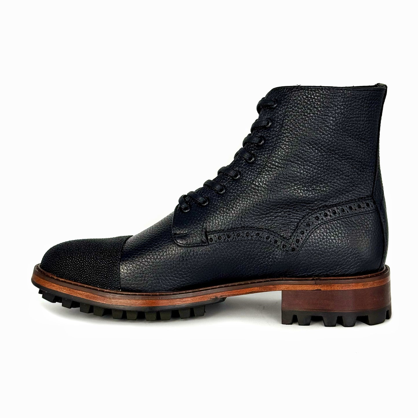 SAMUEL BLACK MATARRAYA URBANO (TRACK)