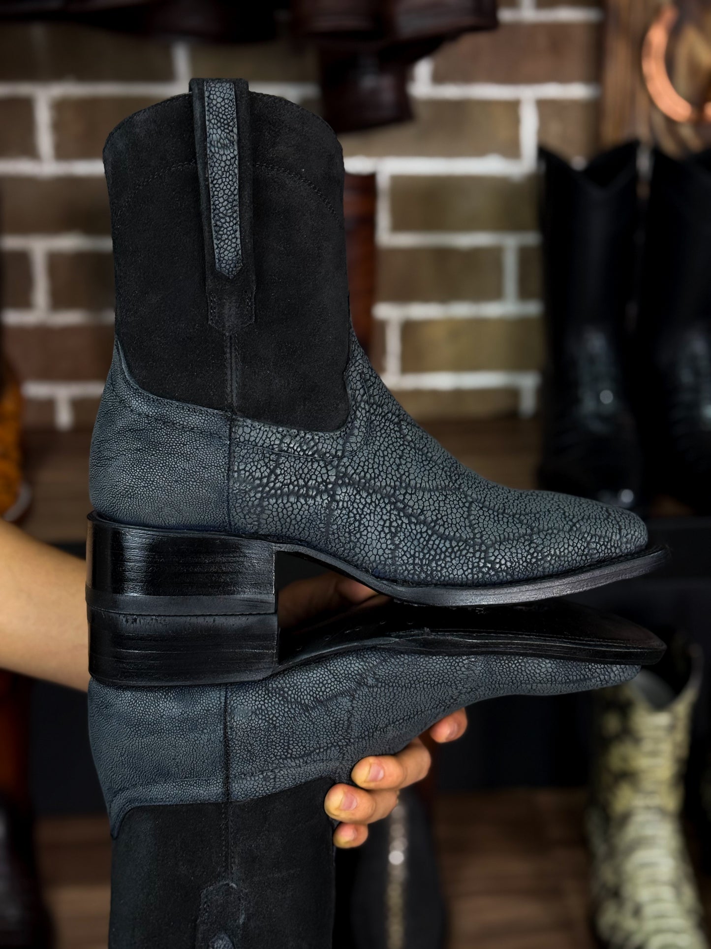 EMMA GREY ELEFANTE BOOTS BULLDOG