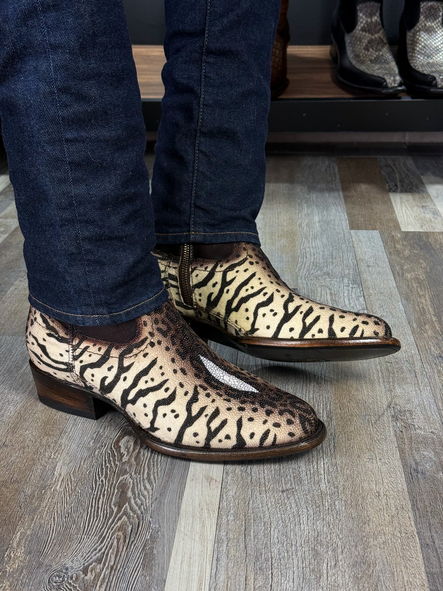 EMMA HIGH MANTARRAYA BOOTS OVAL
