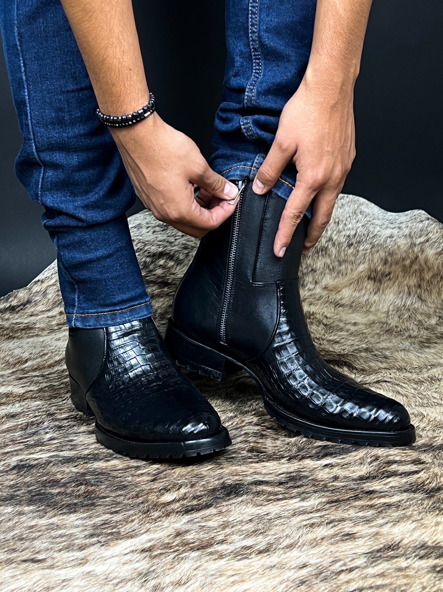 CARLO BLACK COCODRILO FUSCUS OVAL