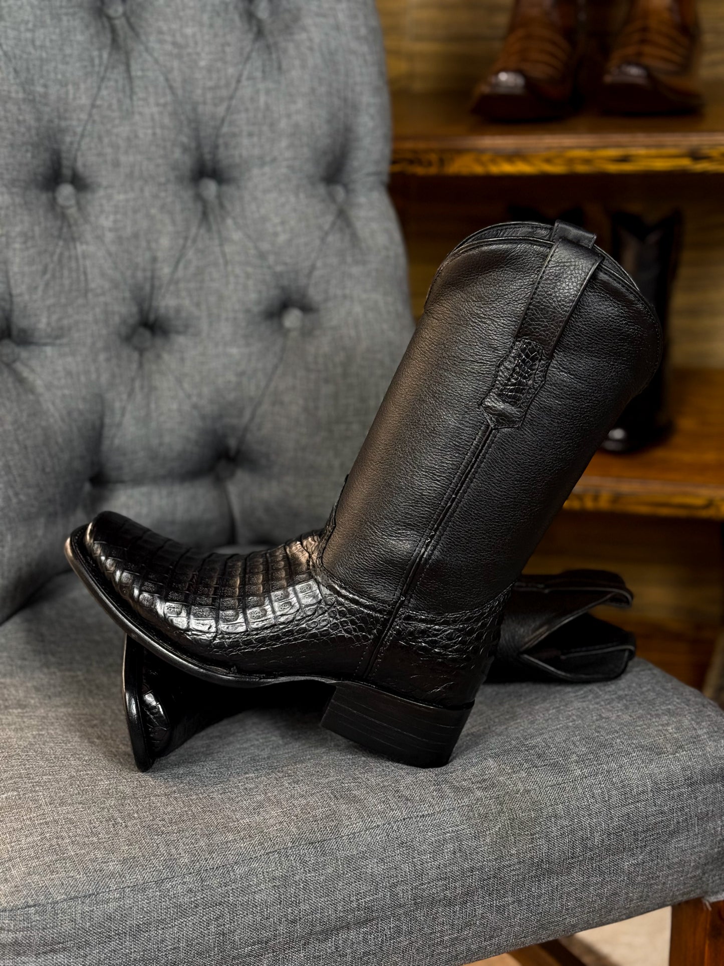 COWBOY BLACK COCODRILO BOOTS DUBAI