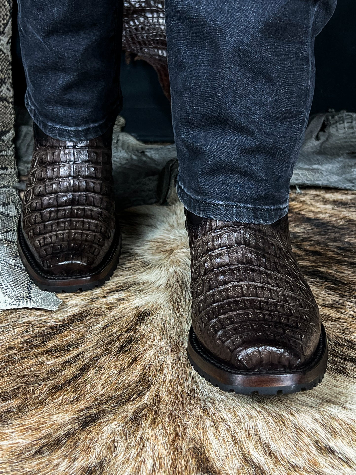 CHRISTIAN GRIS COCODRILO BOOTS (TRACK) DUBAI