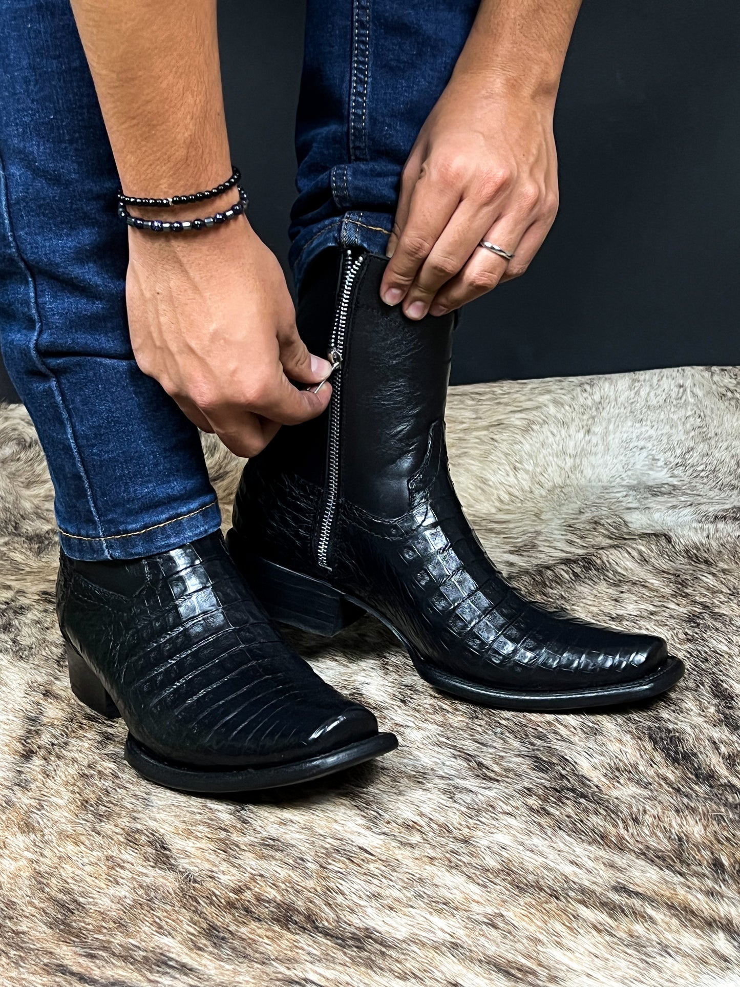 EMMA BLACK COCODRILO BOOTS DUBAI