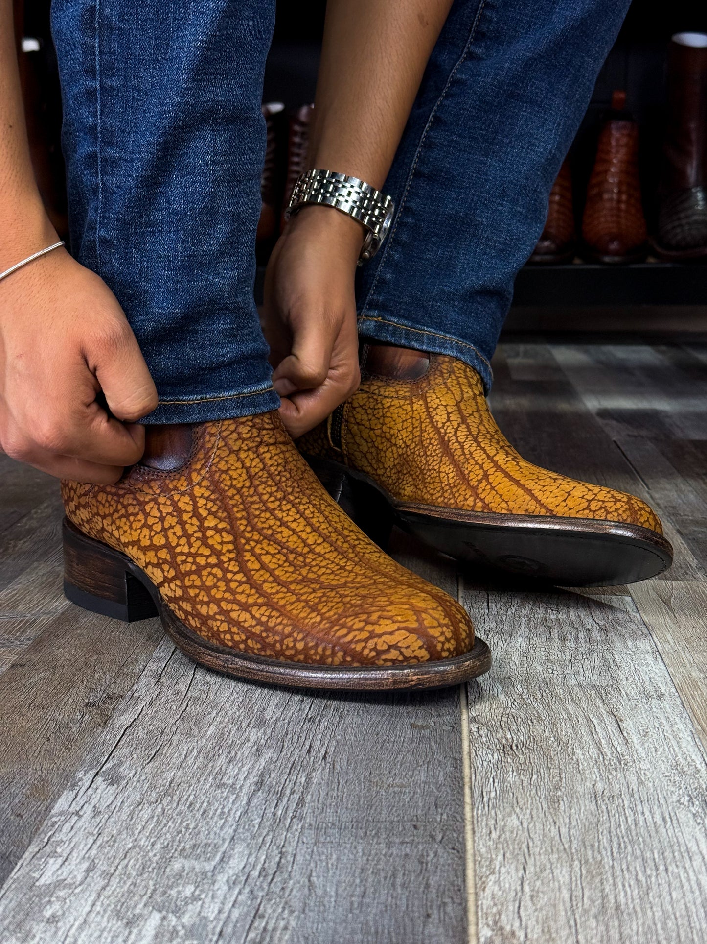 EMMA HIGH MIEL CUELLO DE TORO BOOTS OVAL