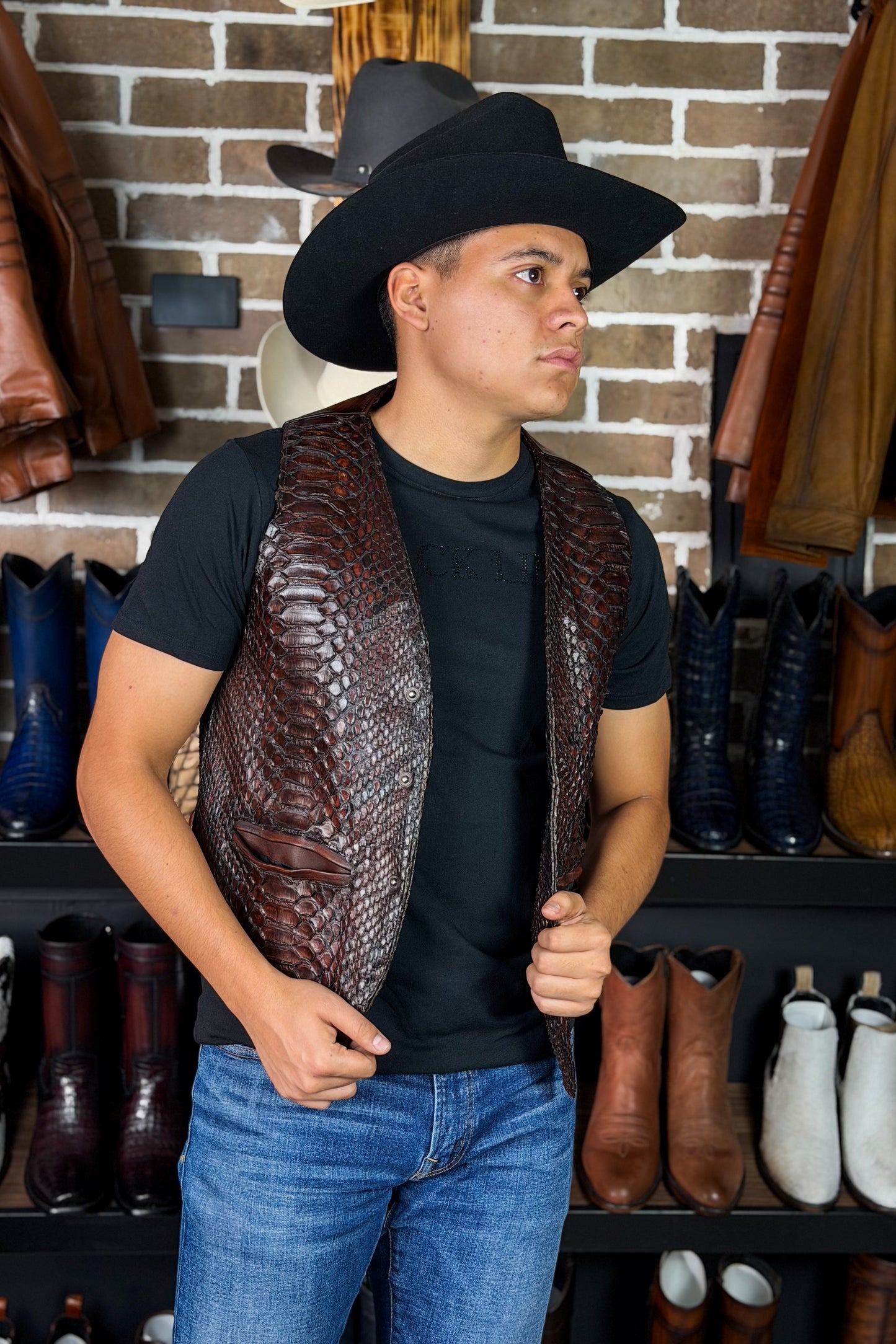 CHALECO BROWN COWBOY PITÓN