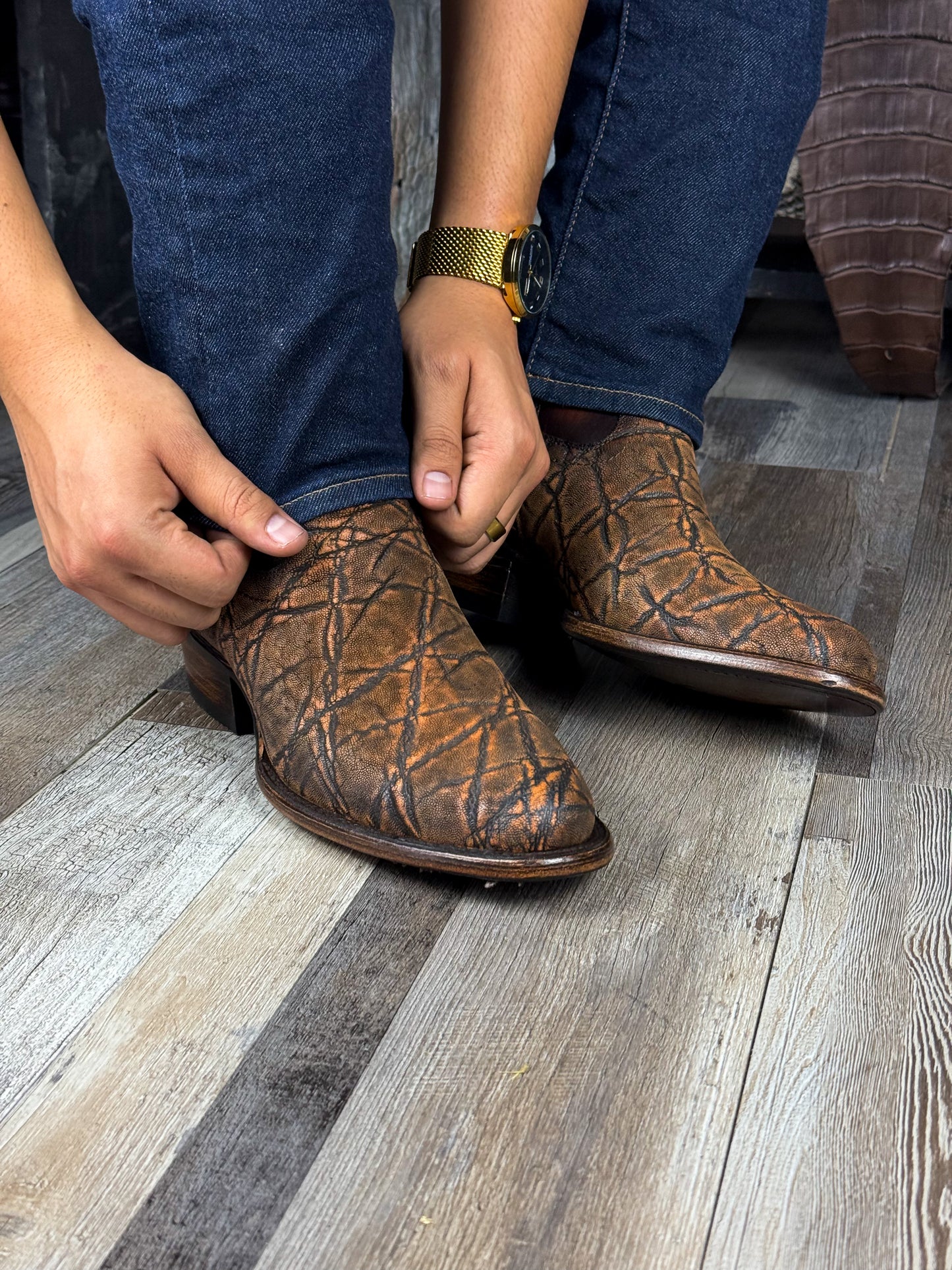 EMMA HIGH ELEFANTE BOOTS OVAL