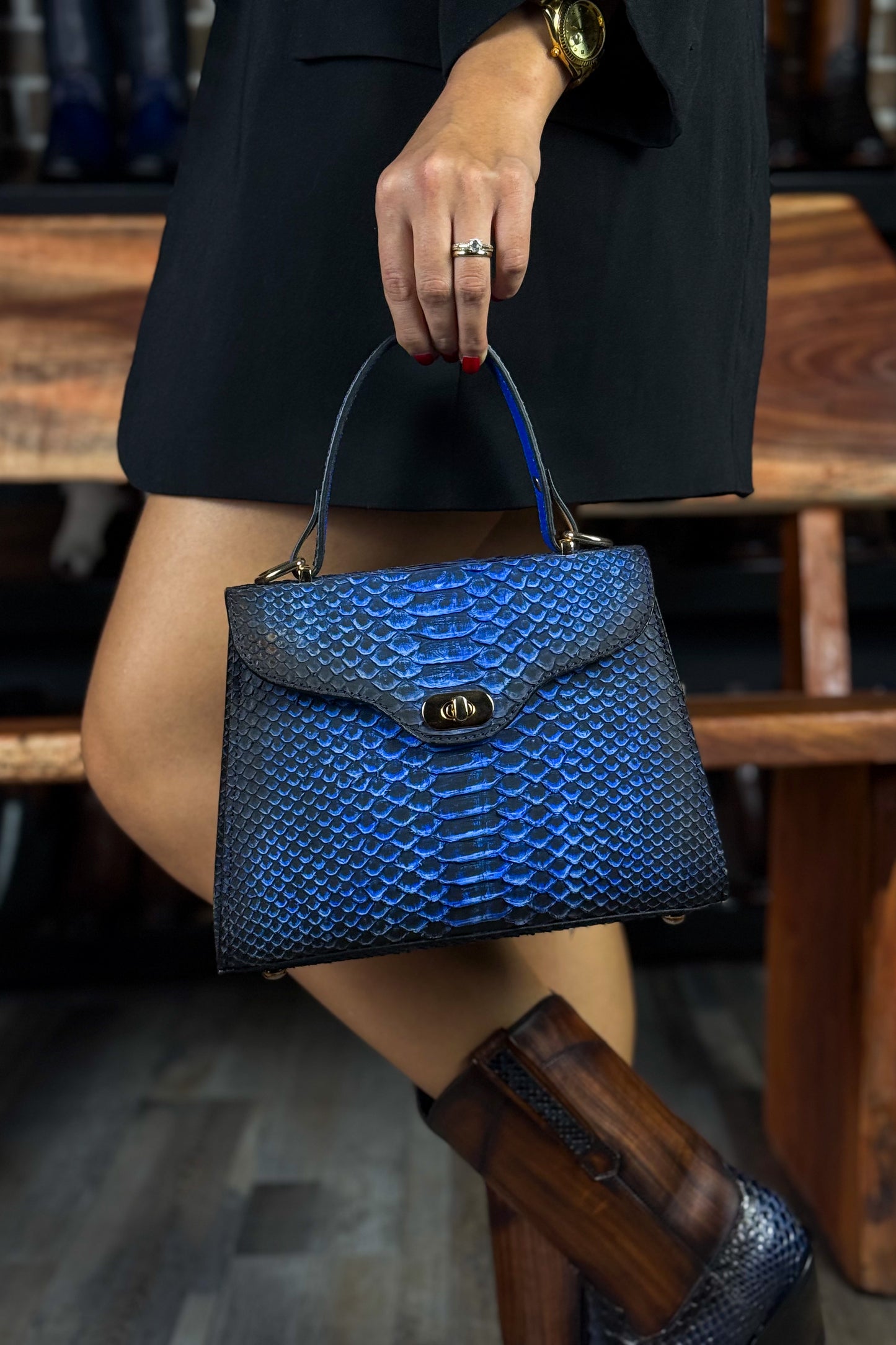 BOLSA PITON AZUL NOBUK PARA DAMA