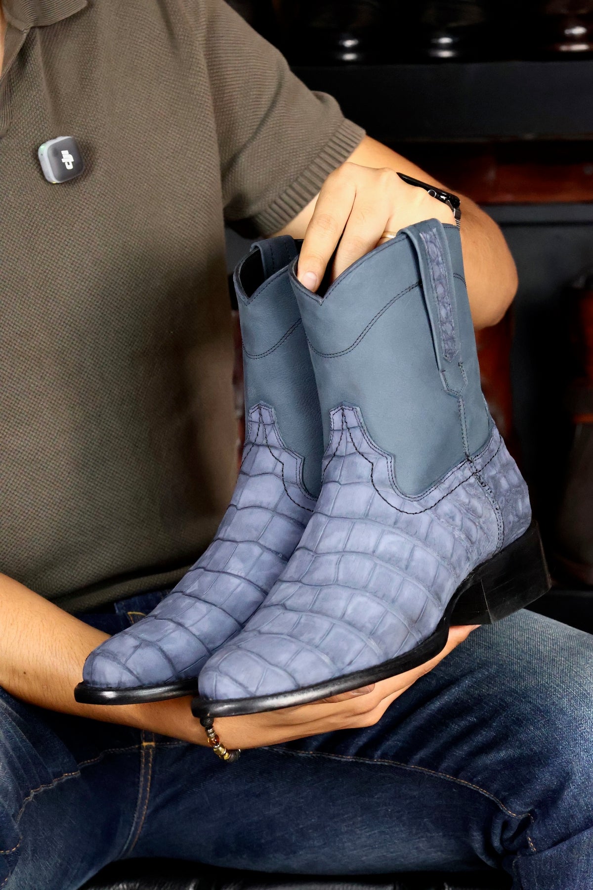 EMMA AZUL NOBUCK COCODRILO ALLIGATOR OVAL