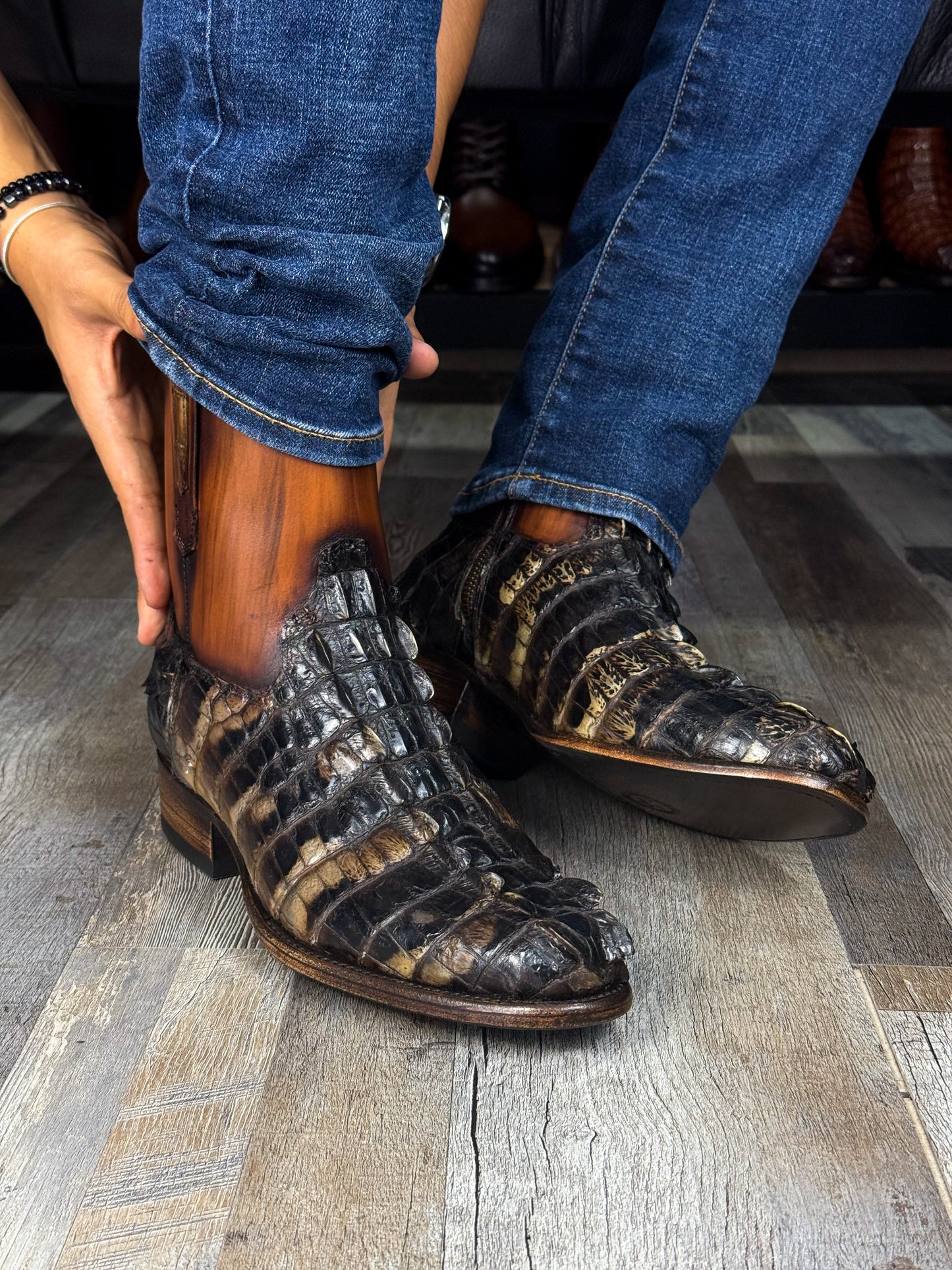 EMMA NATURAL COLA DE COCODRILO BOOTS OVAL