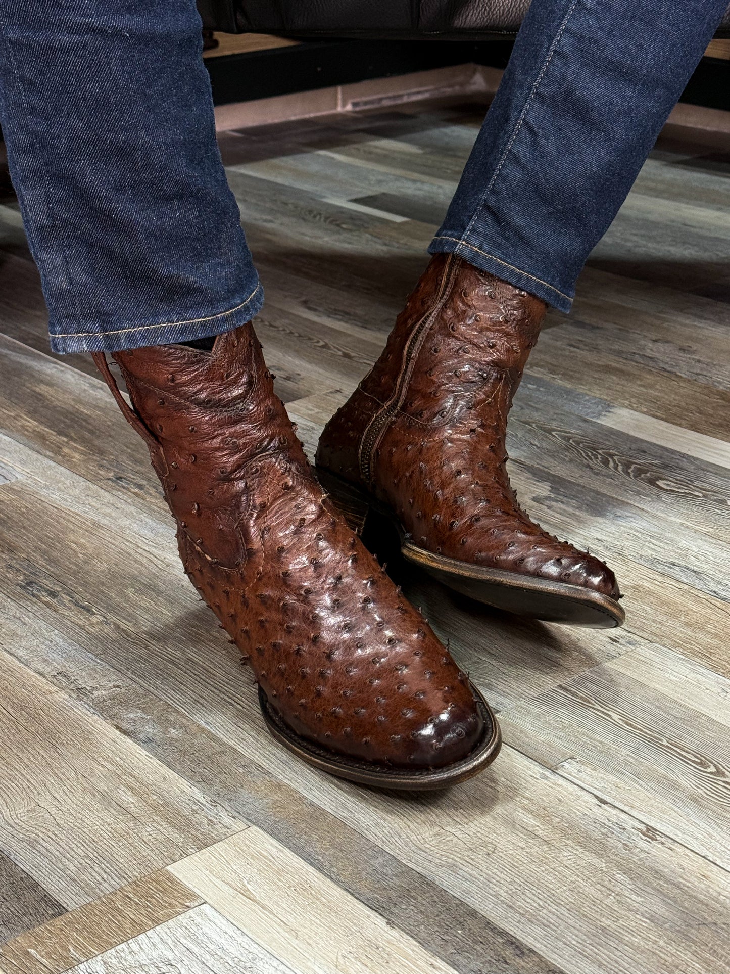 EMMA BROWN FULL AVESTRUZ BOOTS OVAL