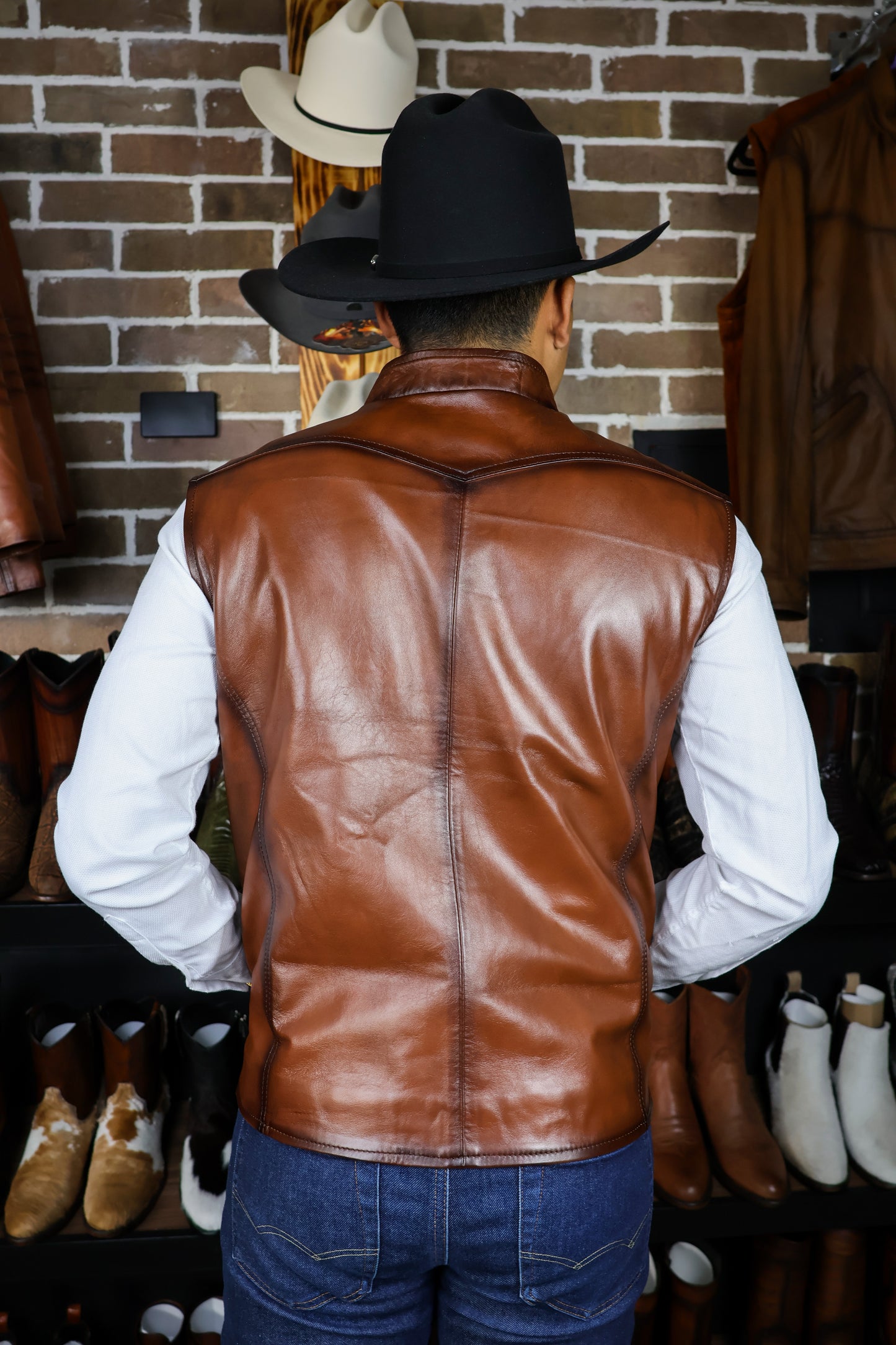 CHALECO BROWN BORREGO PELIBUEY