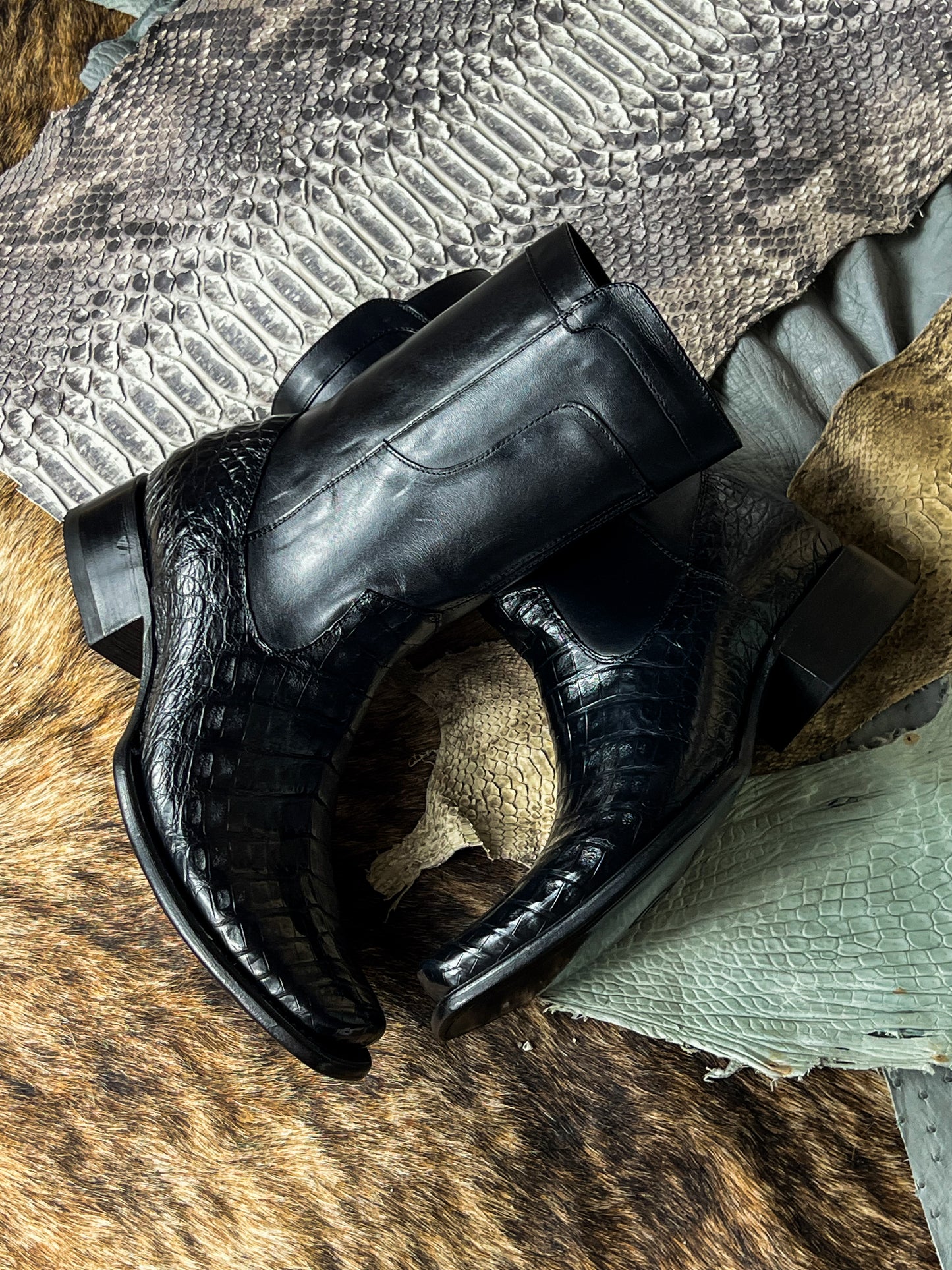 CHRISTIAN BLACK CROCODRILO BOOTS