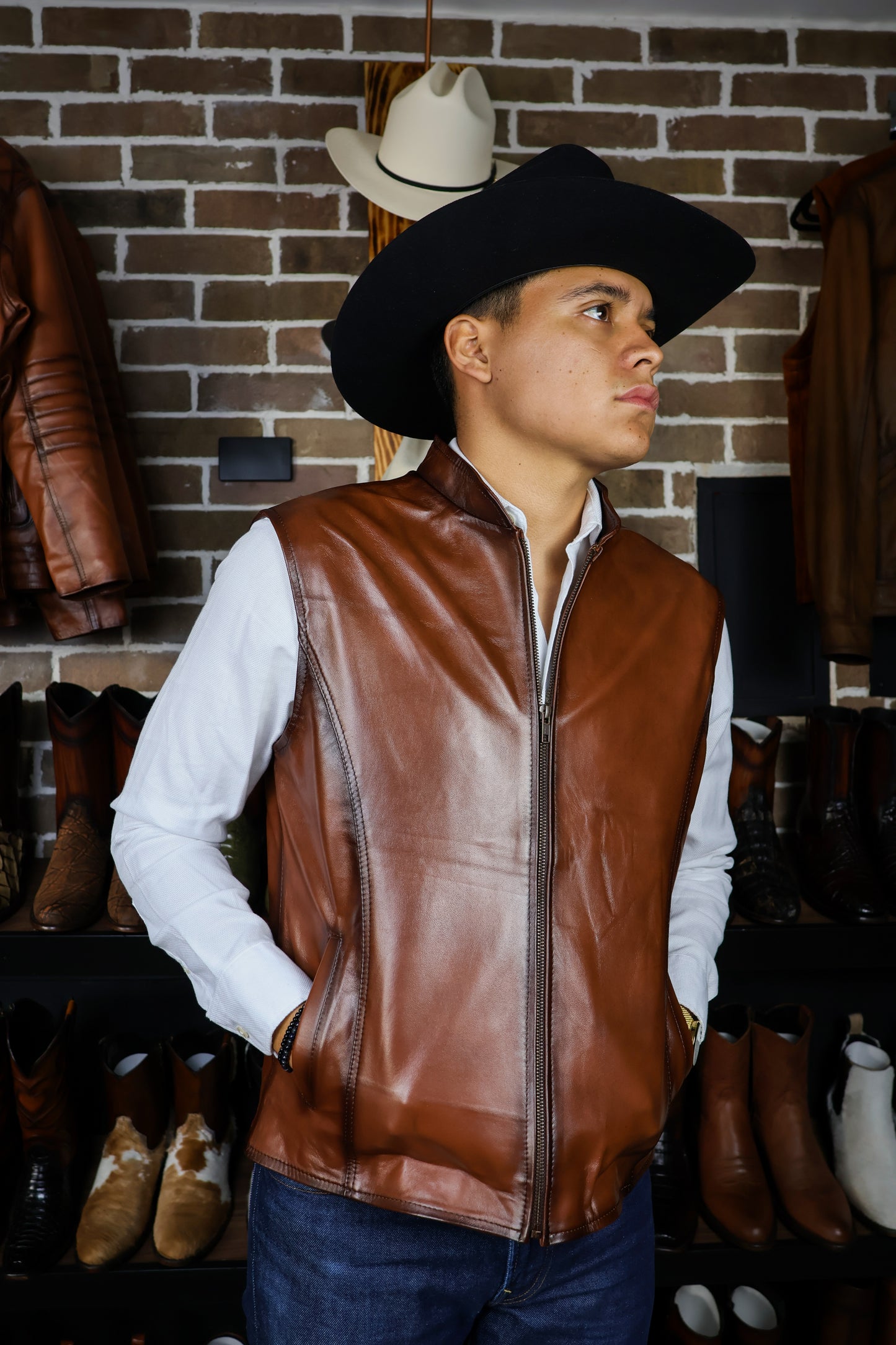 CHALECO BROWN BORREGO PELIBUEY