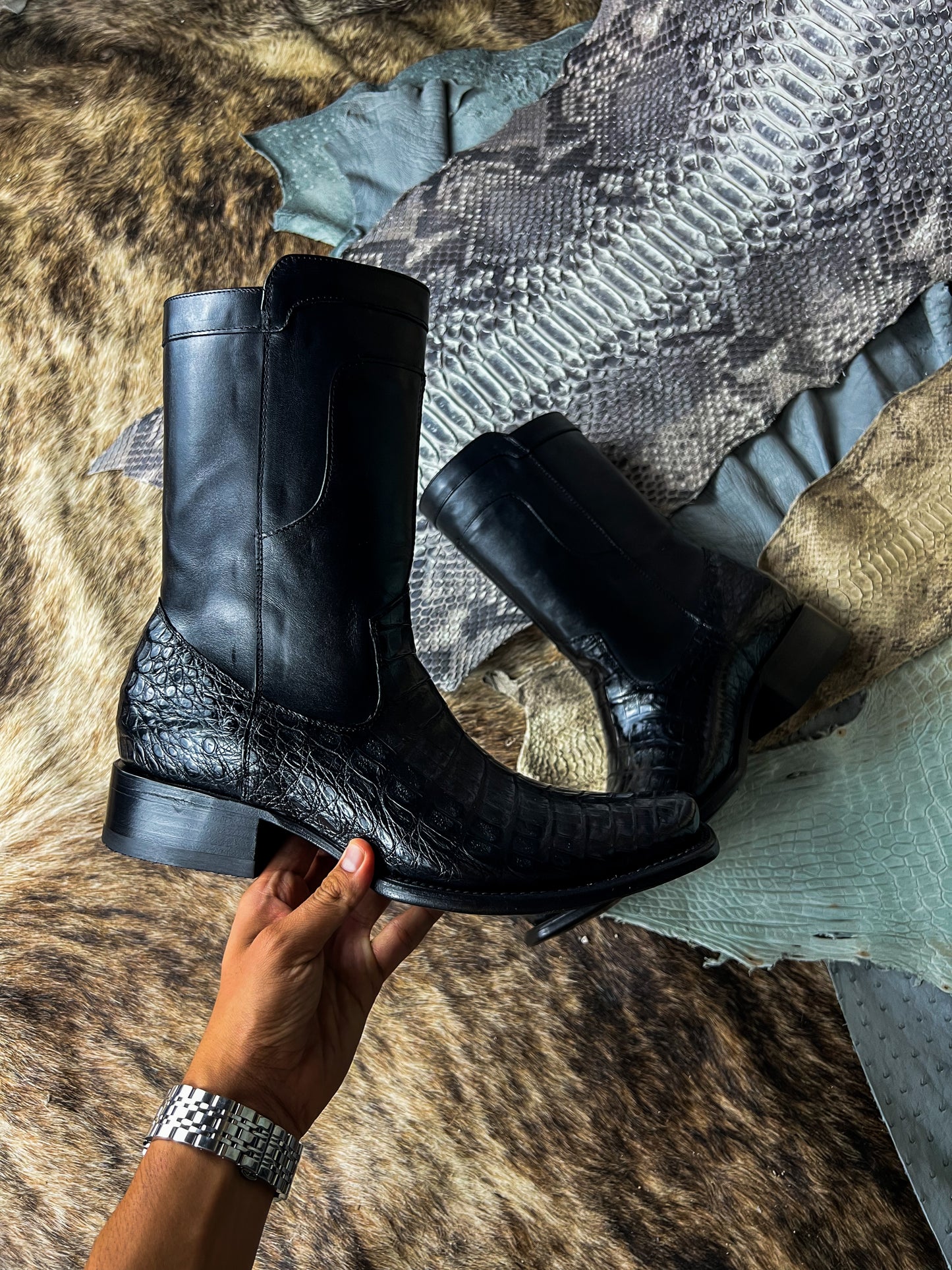 CHRISTIAN BLACK CROCODRILO BOOTS