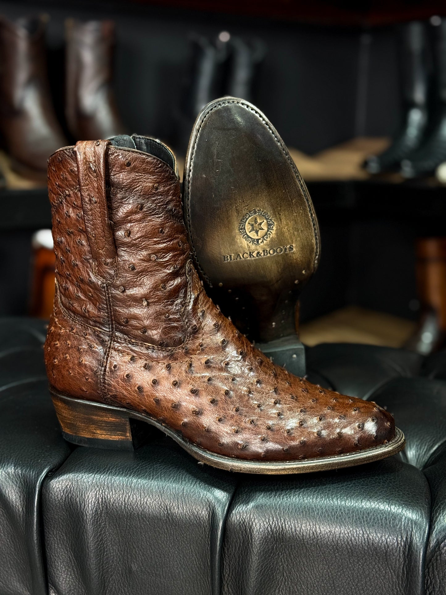 EMMA BROWN FULL AVESTRUZ BOOTS OVAL