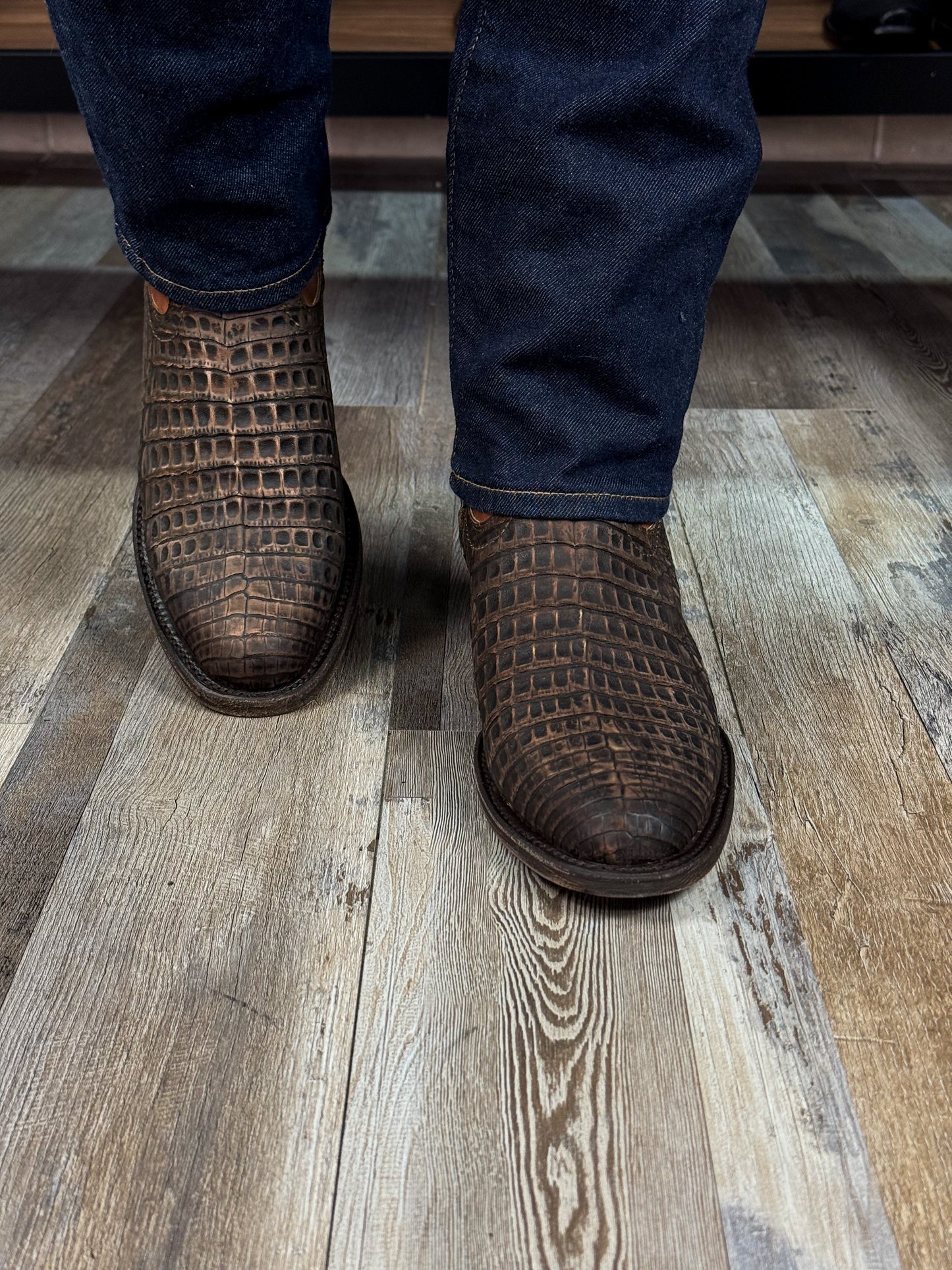 EMMA RUSTICO COCODRILO FUSCUS BOOTS OVAL