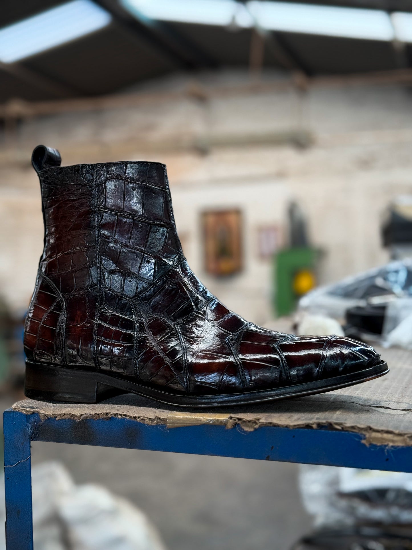 EDWARD DARK BROWN COCODRILO MORELETI