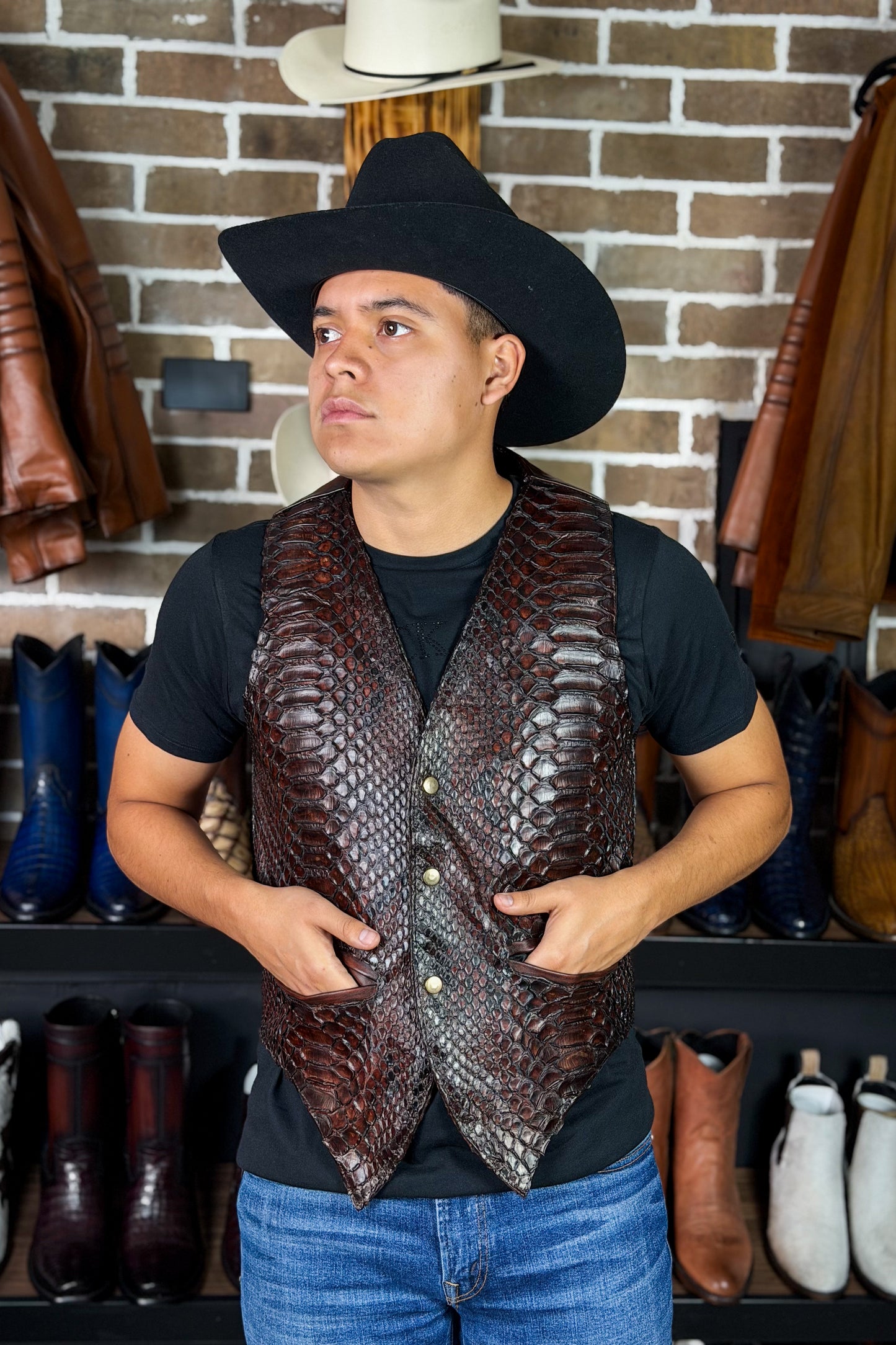 CHALECO BROWN COWBOY PITÓN
