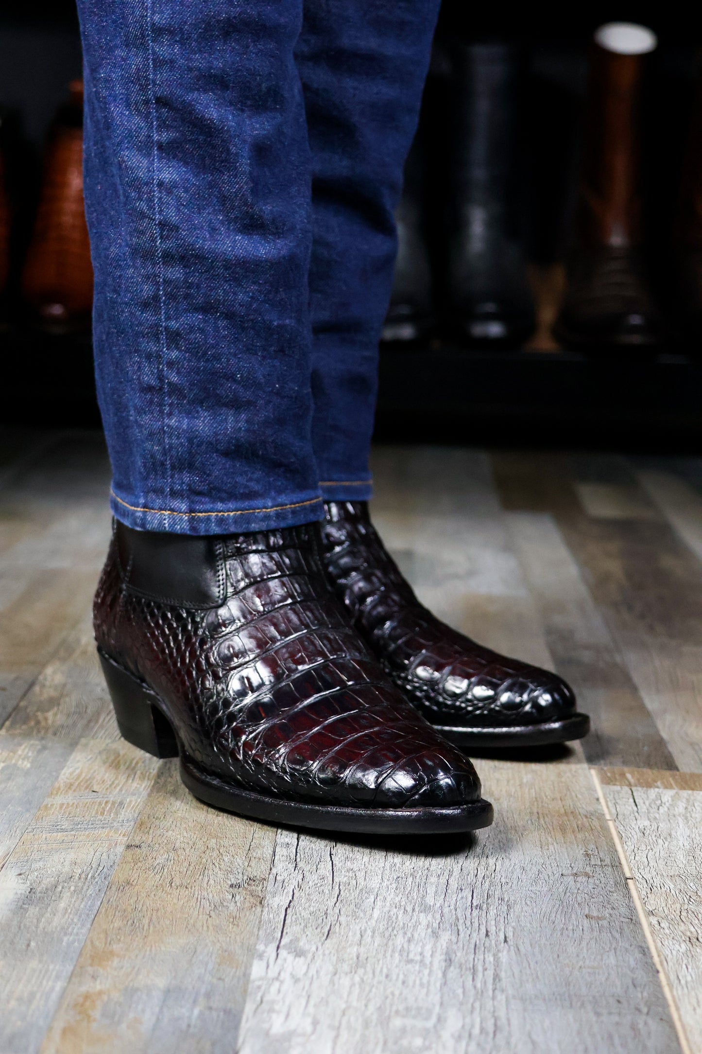 ARTHUR BLACK CHERRY LOMO COCODRILO ALLIGATOR BOOTS OVAL