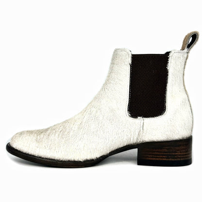 CHELSEA WHITE PELO DE VACA OVAL