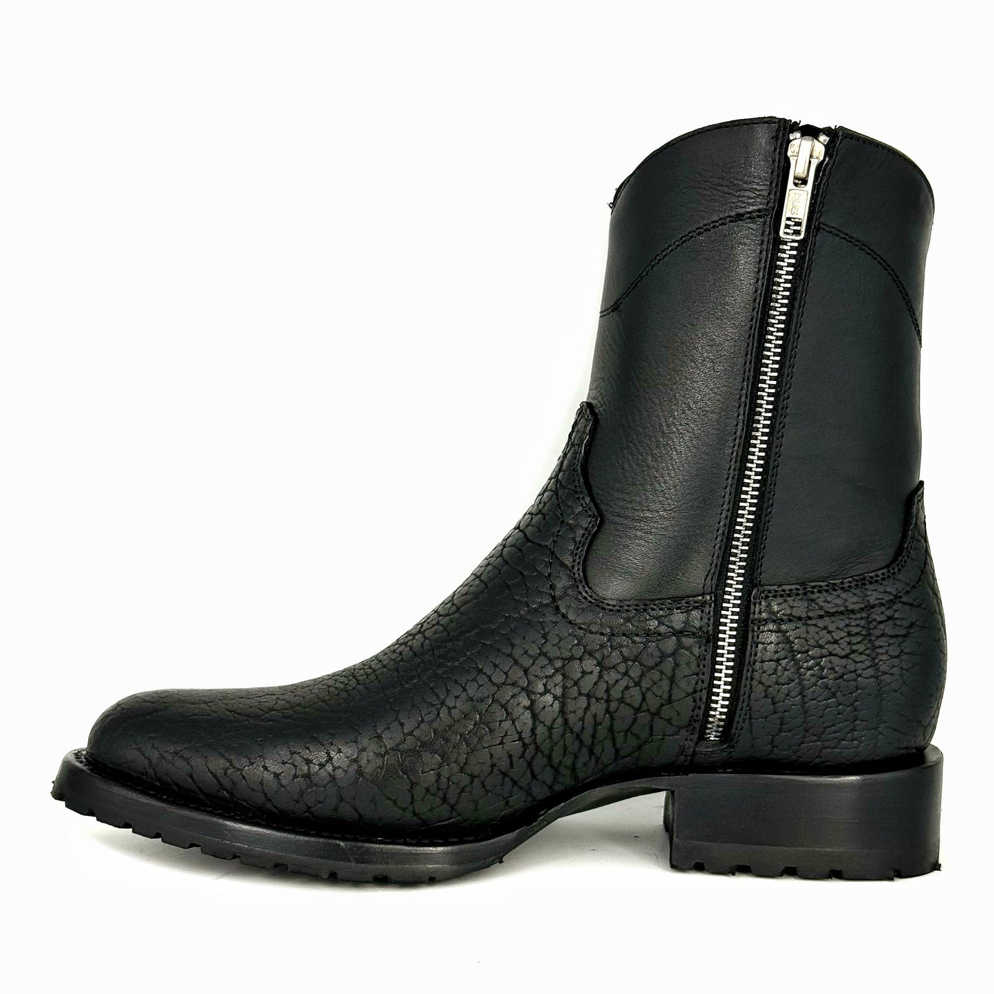 EMMA BLACK CUELLO DE TORO BOOTS (TRACK) OVAL
